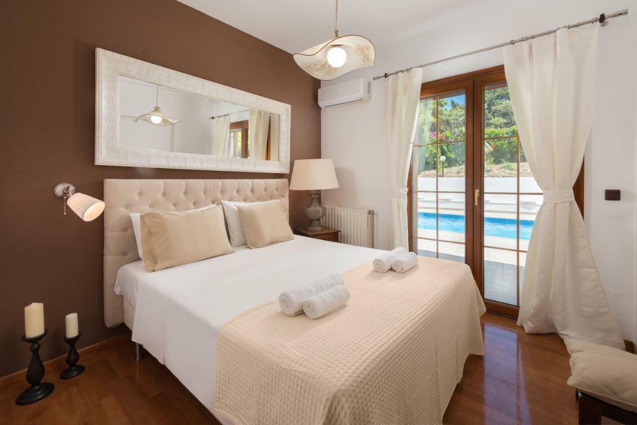 Una Villa Rhodes Ixia  Bagian luar foto